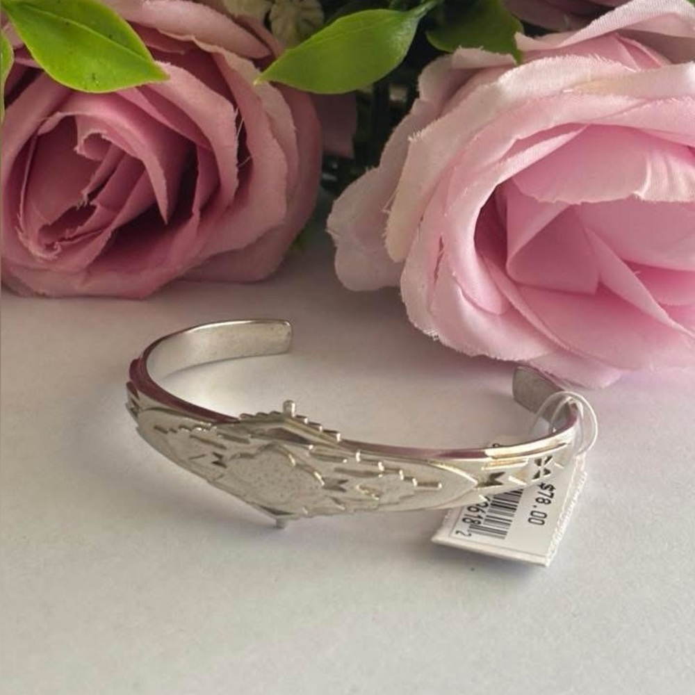 NWT Kendra Scott Shiva Cuff Bracelet in silver